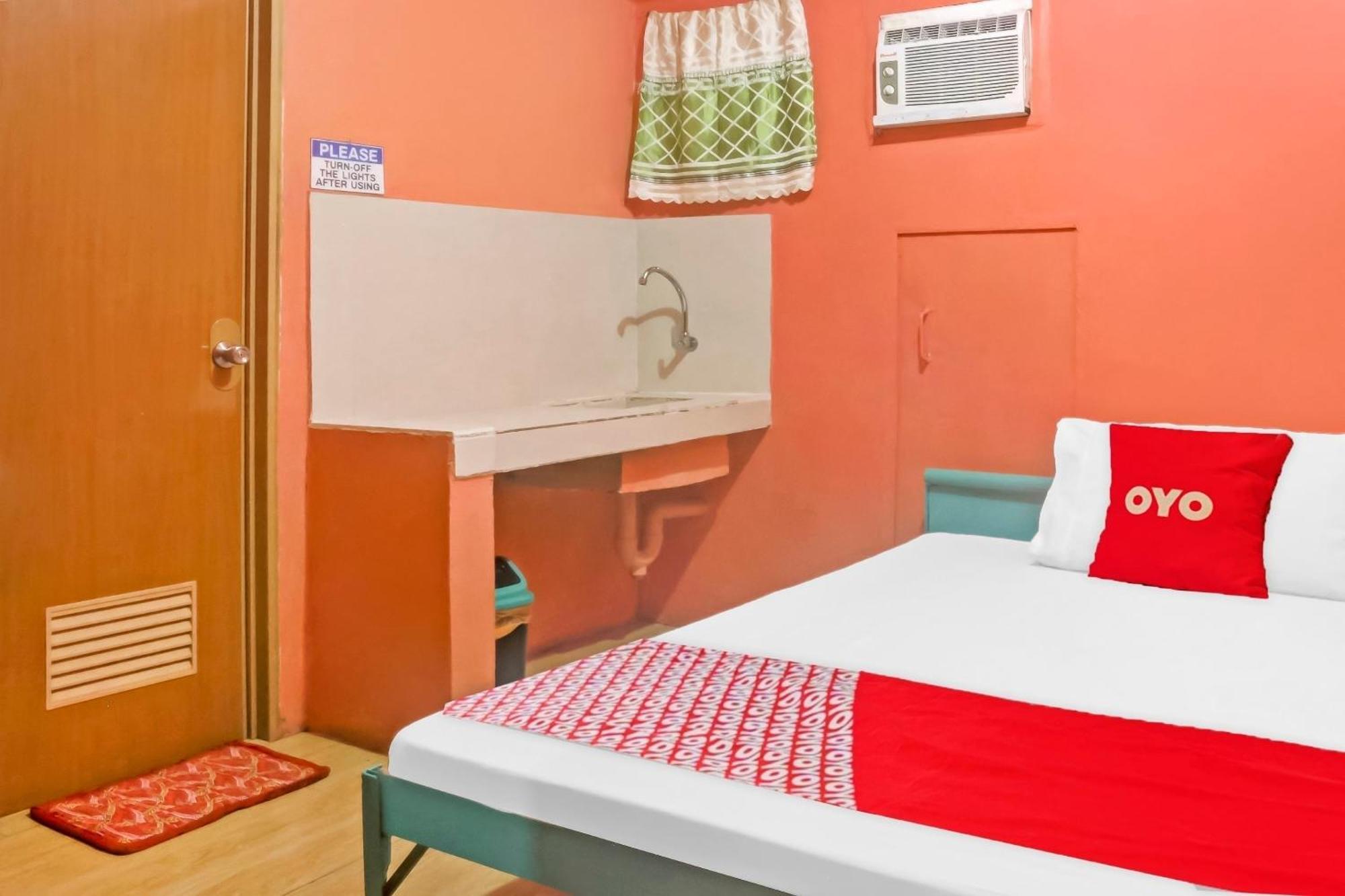 Solanos Transient House Hotel Пасай Екстериор снимка